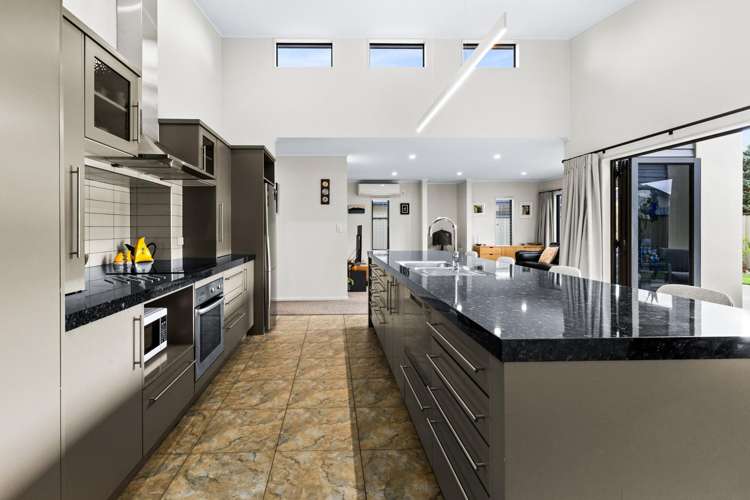 27 Pinotage Drive Greenmeadows_2