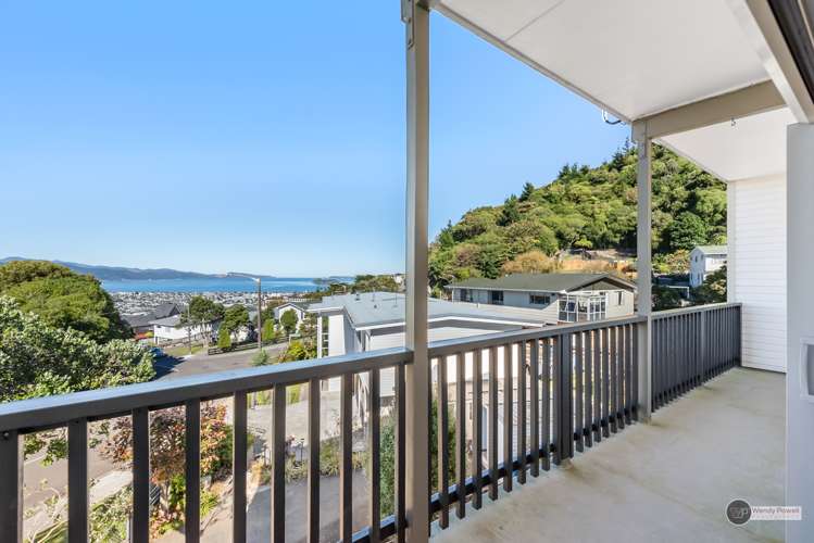 73 Miromiro Road Normandale_8