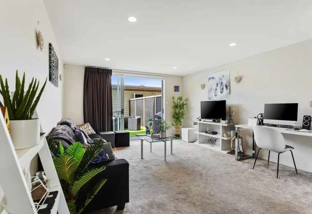 15/1 Gracechurch Drive Flat Bush_1