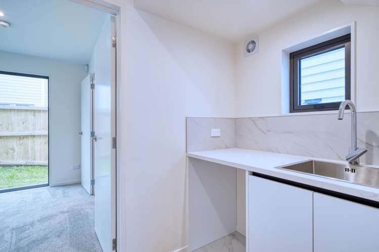 2/20 William Souter Street_5