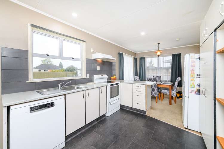 12 Sinclair Avenue Highbury_3