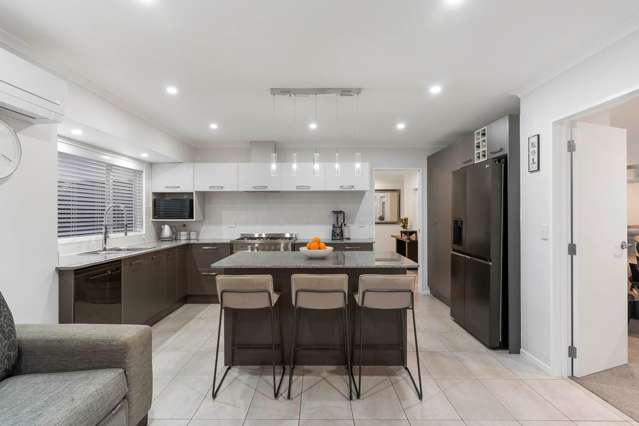 4 Rivoli Place Karaka_3