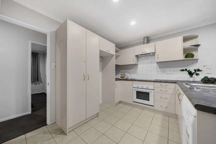 8 George Arthur Place Pukekohe_2