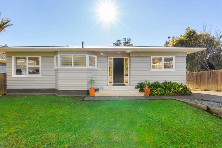 29 Kauri Glen Road Northcote_16
