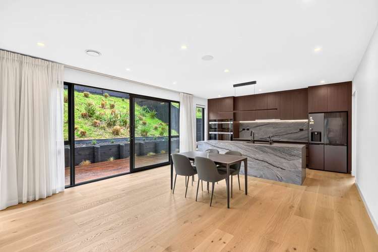 22 Tupa Street Long Bay_11