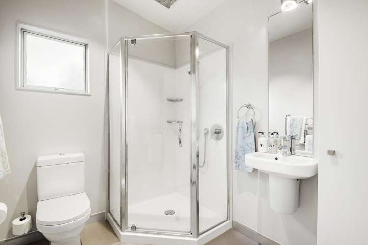 2 Pounamu Avenue Greenhithe_22