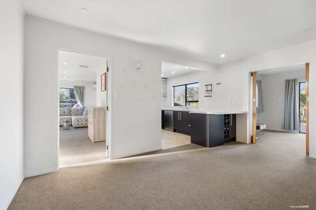 2/21 Coronation Road Hillcrest_2