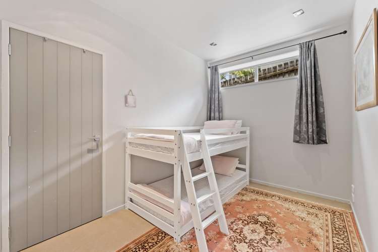 1257 Whangaparaoa Road Gulf Harbour_26