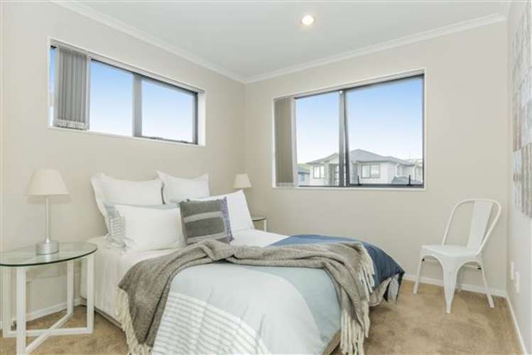 9 Veneta Close Flat Bush_13