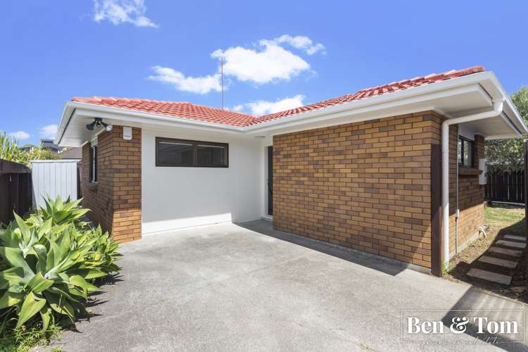 2/34 Dale Crescent Pakuranga_11