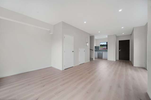 b/8 Poruru Close 10938_3