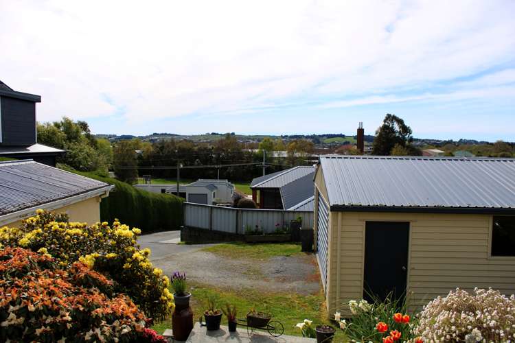 8 Armstrong Street Balclutha_24