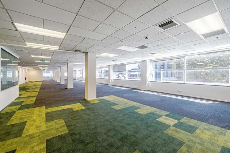 151 Victoria Street West City Centre_6