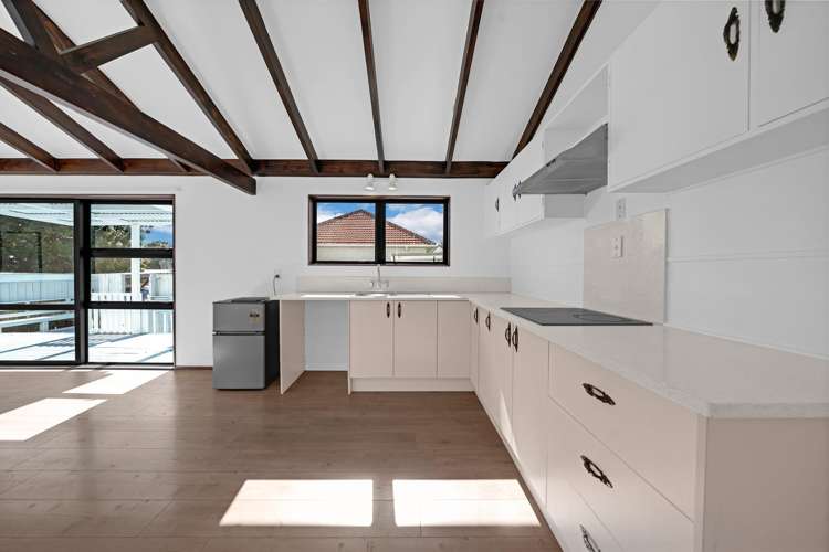 63C Woodward Road Mount Albert_7