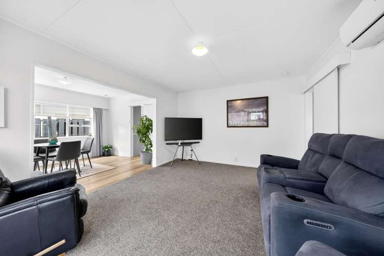 35 Oak Street Masterton_11