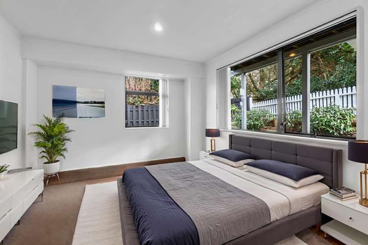 1/116 Bradbury Road Botany Downs_18