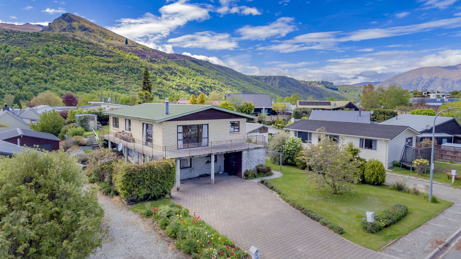 5 and 5A Hood Crescent Arrowtown_0