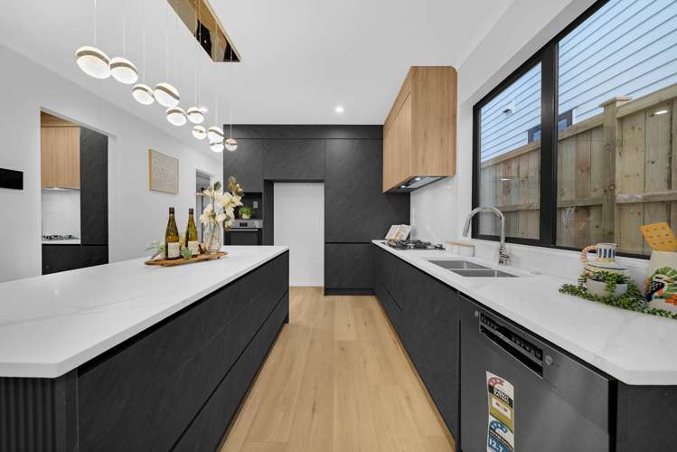 19 Obelus Road Flat Bush_8