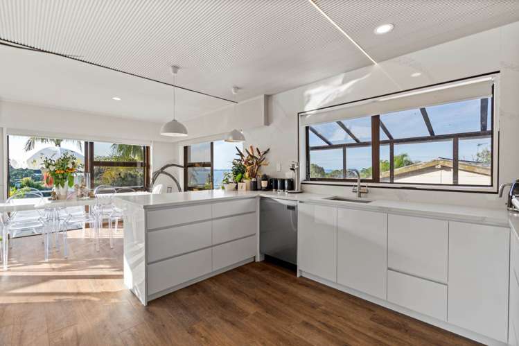 3 Elgin Place Red Beach_10