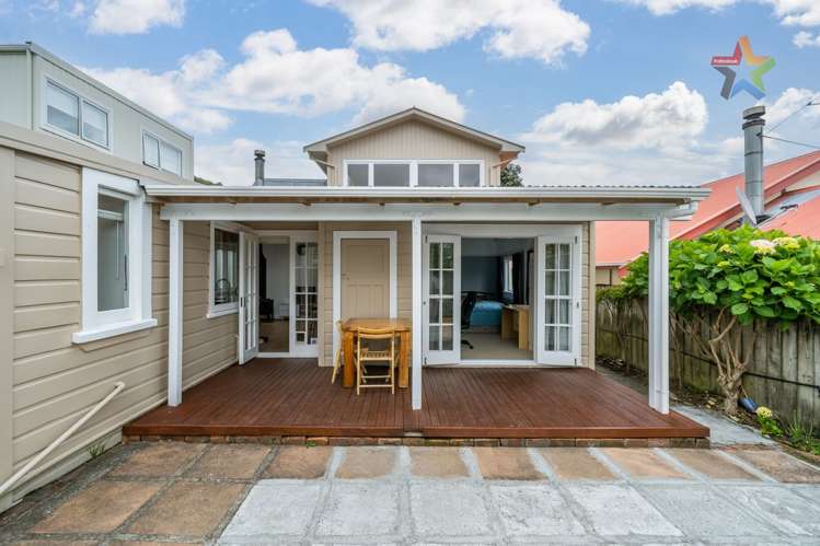 18 Kauri Street Miramar_19