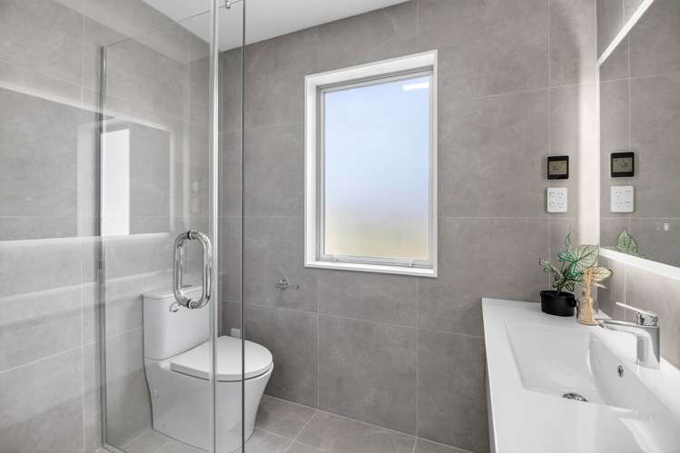 7D Maroubra Place Botany Downs_19