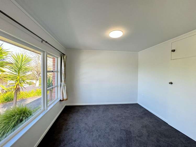 2/73 Lake Road Northcote_4