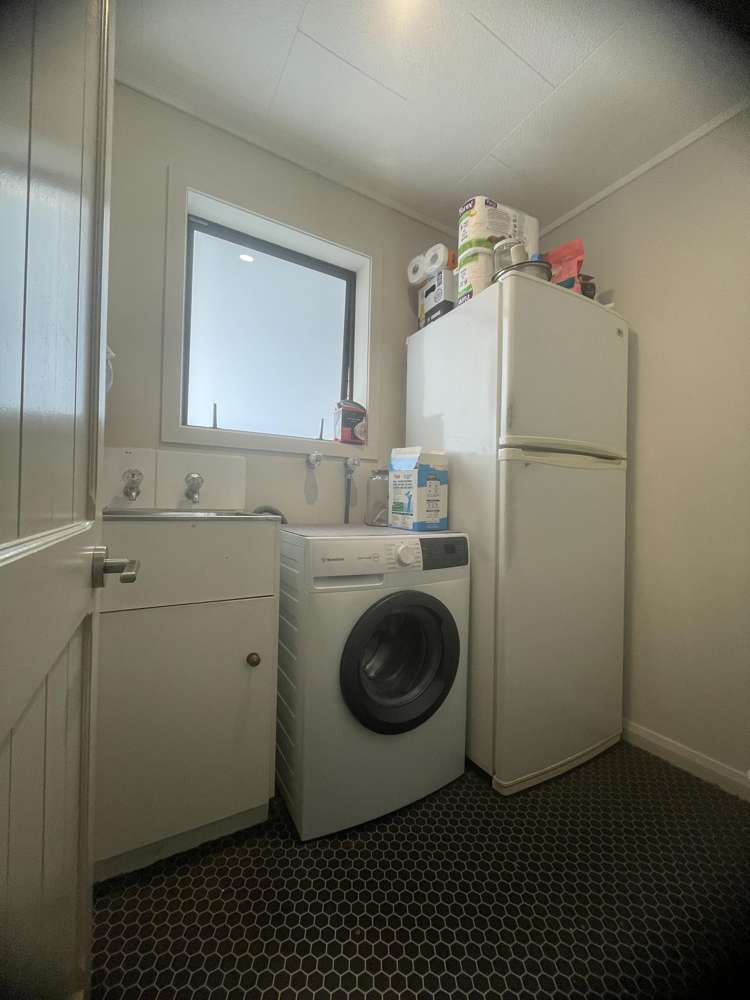 1/8 Lilian Street Kamo_6