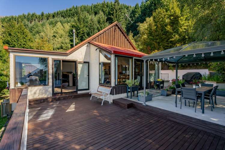 13 Lochy Road Fernhill_12
