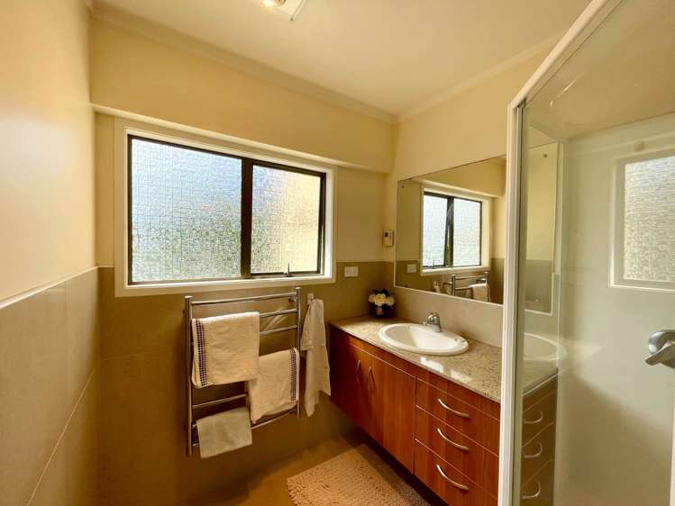 1 Peterson Road Mt Wellington_14