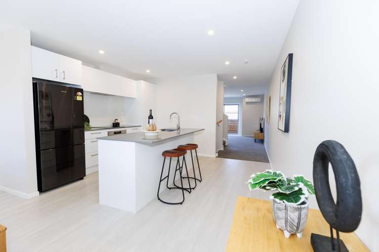 3/3 Rotoiti Street Johnsonville_3