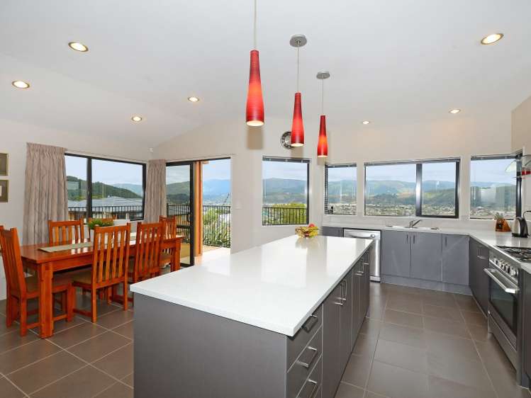 17 Swain Grove Riverstone Terraces_10