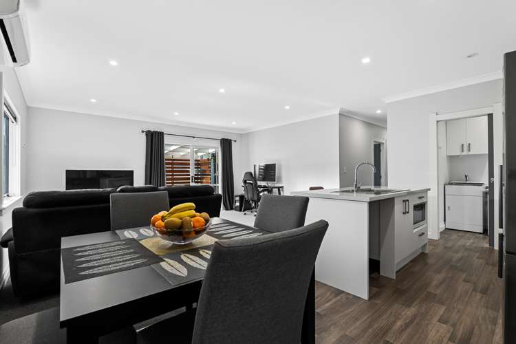 3 Squire Place Blagdon_10