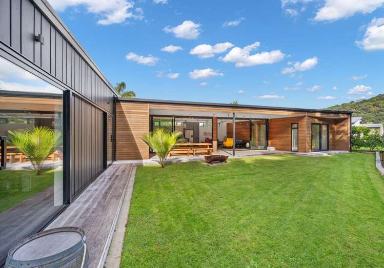7 Edgewater Place Matapouri_9