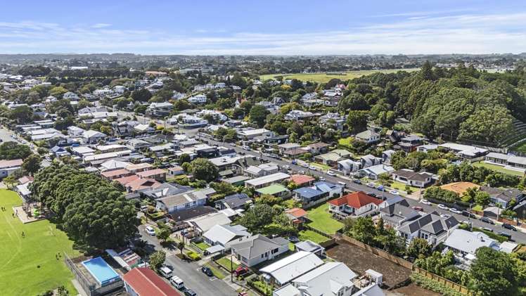 28B Pendarves Street New Plymouth_22