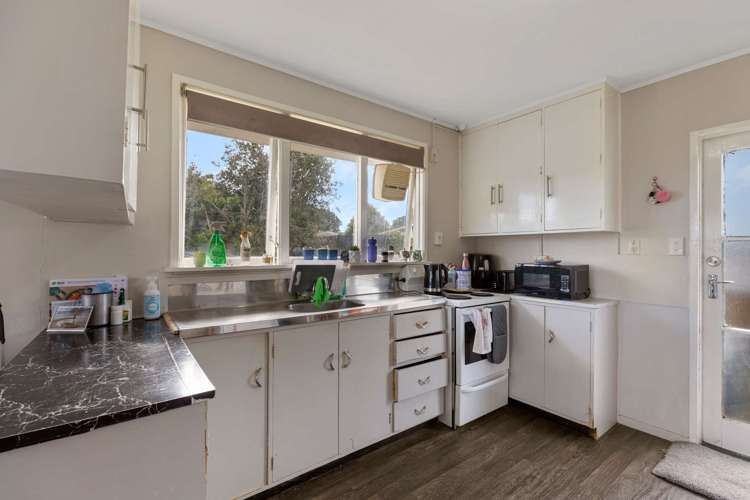 17 Lewis Street Kamo_13