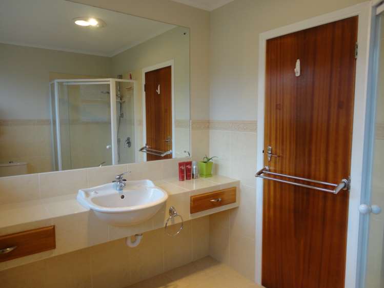 1/63 Rawhiti Road One Tree Hill_7