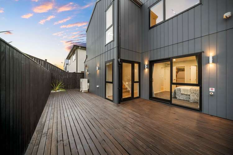 16 Pakirikiri Street Long Bay_26