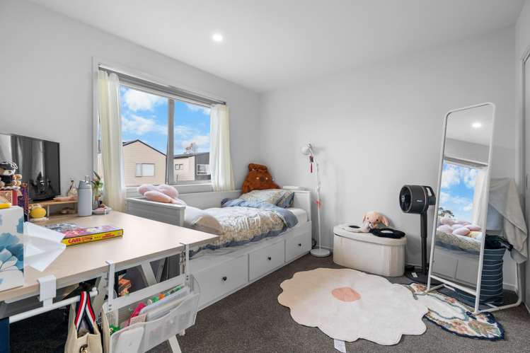 4 Selkirk Lane Hamilton Lake_6