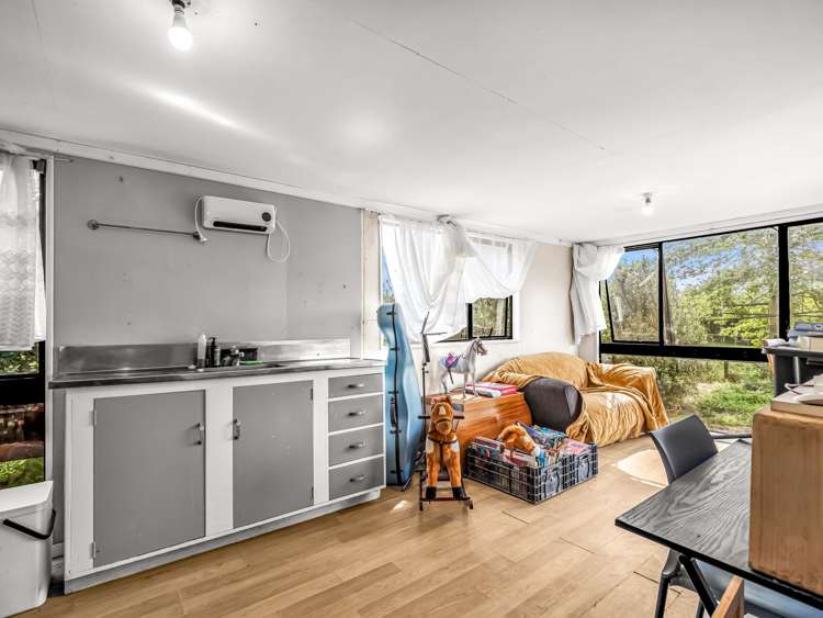 12 Swamp Road Cust_22