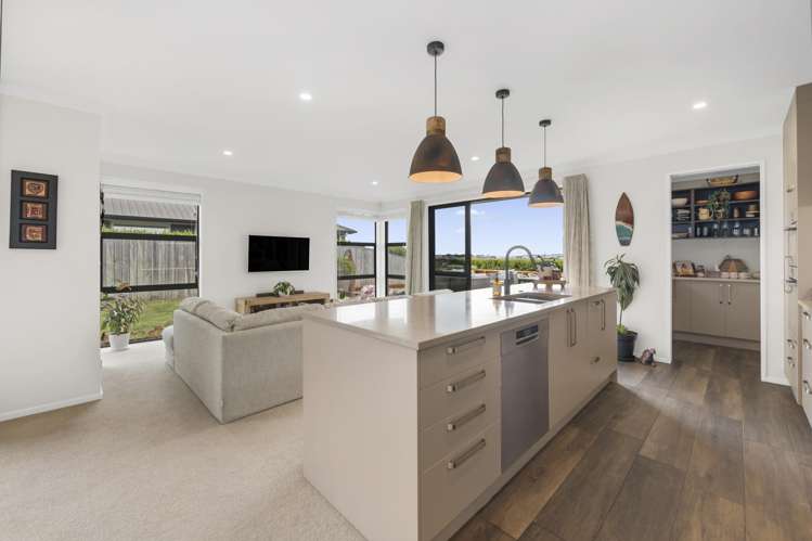 11 Flaxfield Lane Beachlands_9