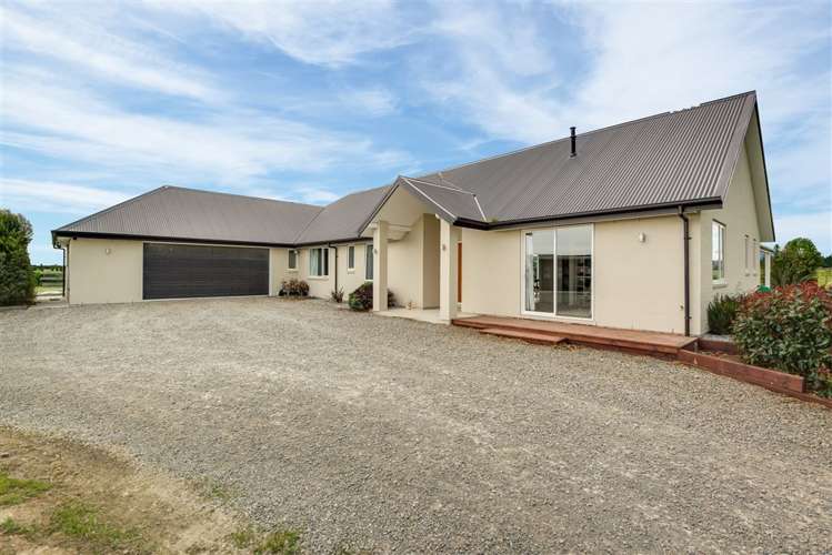 99 Bruces Road Sefton_12