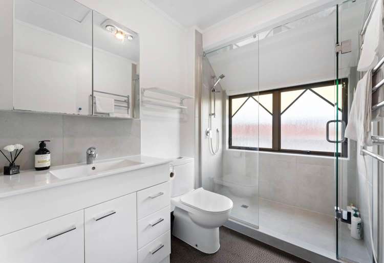 5/8 King George Avenue 1662_18