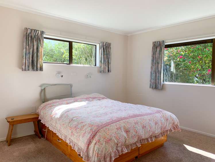 2d Feary Crescent Takaka_7