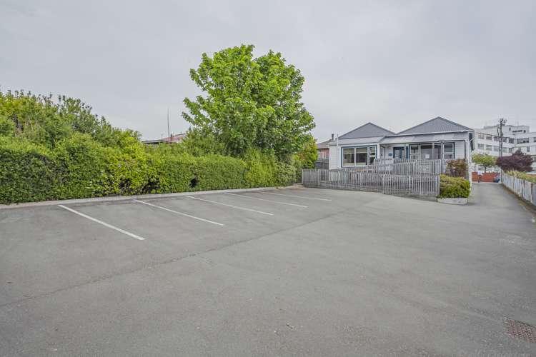 68 High Street Kensington_17