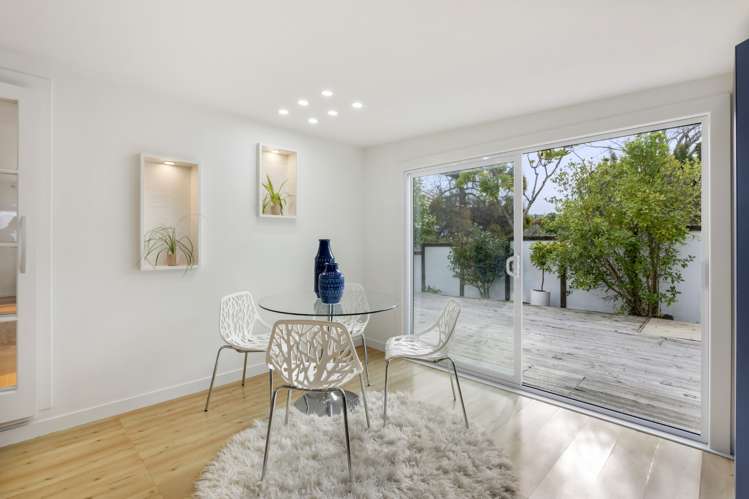 25 Marsh Avenue Forrest Hill_5