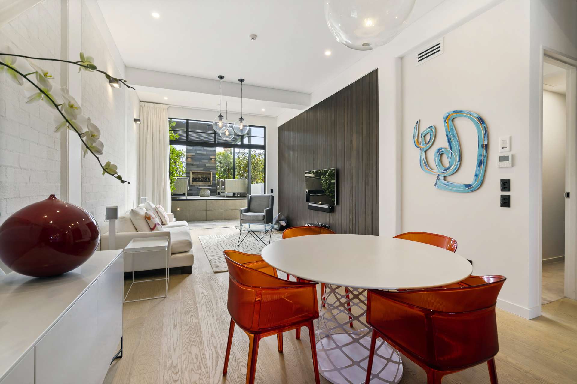 2/64 Valley Road Mount Eden_0