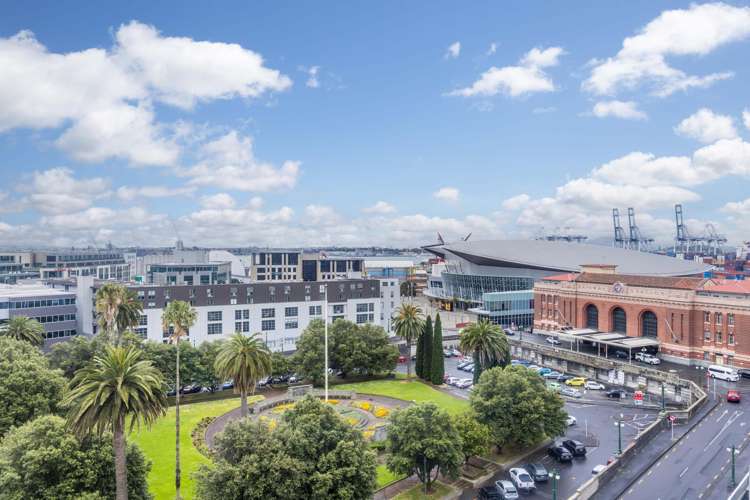 1002/8 Ronayne Street_0