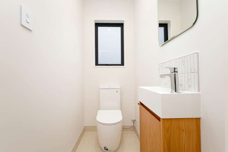 8 Mahogany Street Westgate_24