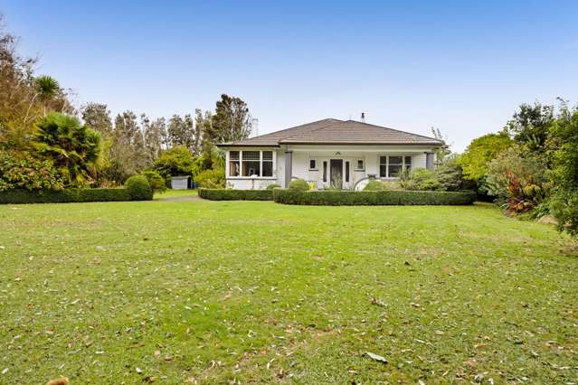 1170 A South Road Manaia_1