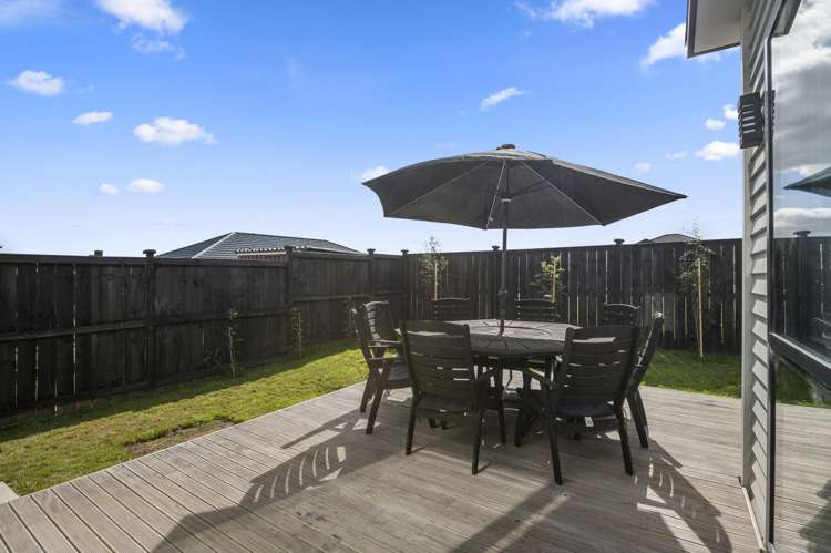 11 Koiora Road Clarks Beach_20